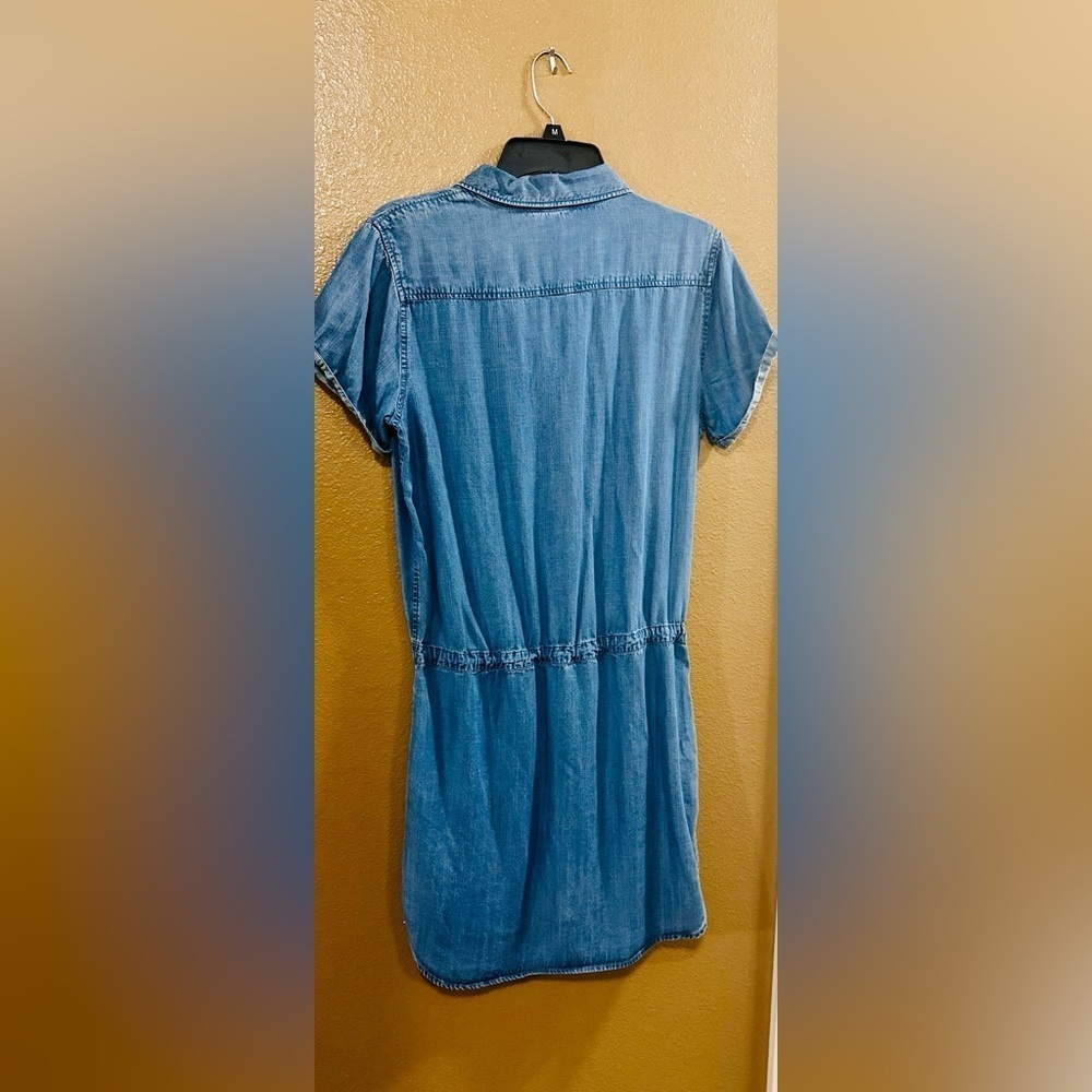 Lovestitch Casual Chambray Benji Shirt Dress w/cinched waist. Large. - Picture 11 of 16